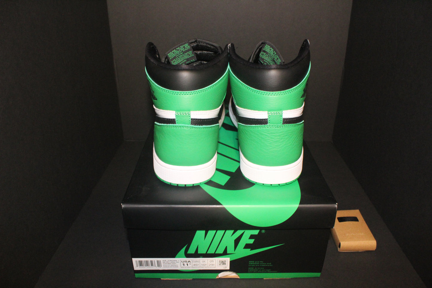 Jordan 1 Retro High OG “Lucky Green”*DS/NEW*
