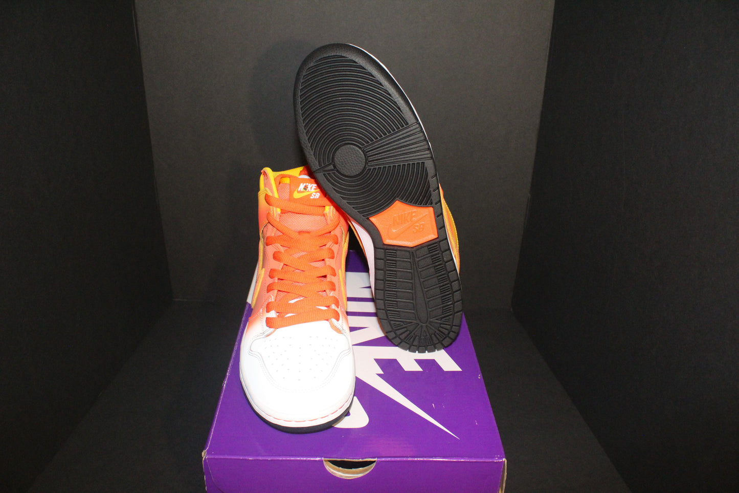 Nike SB Dunk High “Sweet Tooth Candy Corn”*DS/NEW*