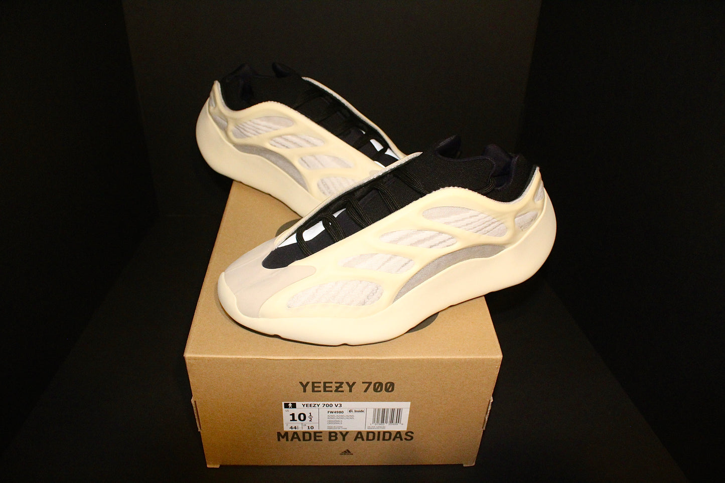 Adidas Yeezy 700 V3 “Azael”*VNDS*