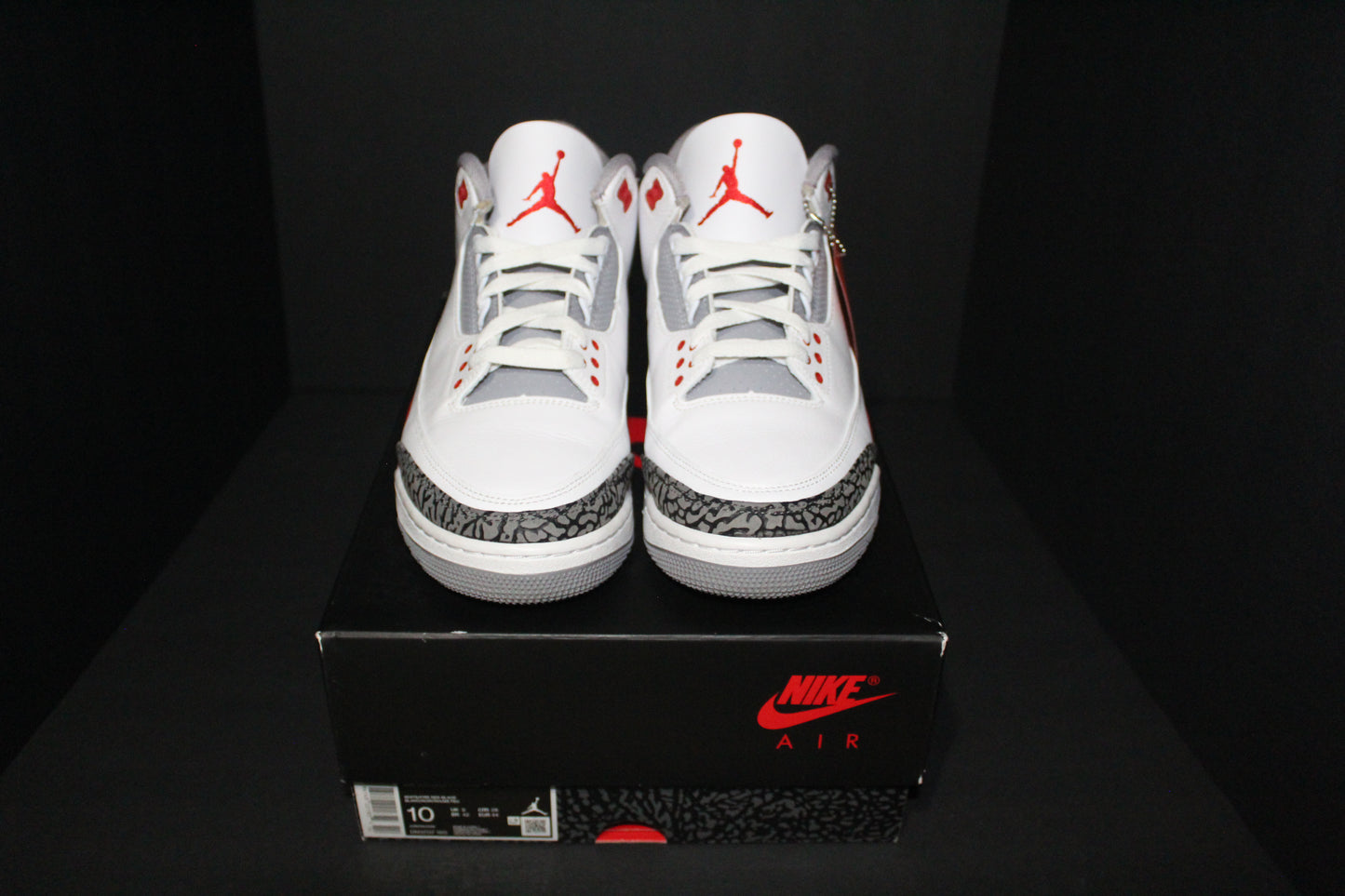 Size 10 - Air Jordan 3 Retro “Fire Red” *VNDS*