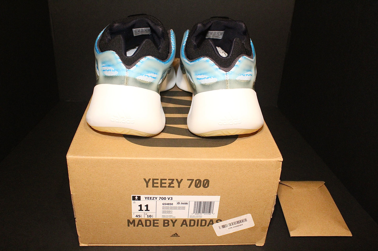 Adidas Yeezy 700 V3 “Arzareth”*USED*
