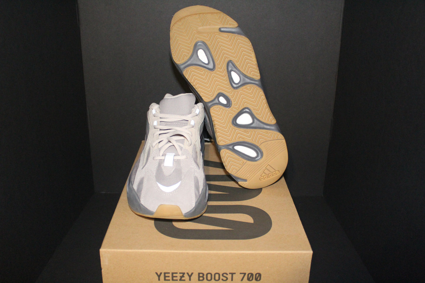 Adidas Yeezy Boost 700 V2 “Tephra”*VNDS*