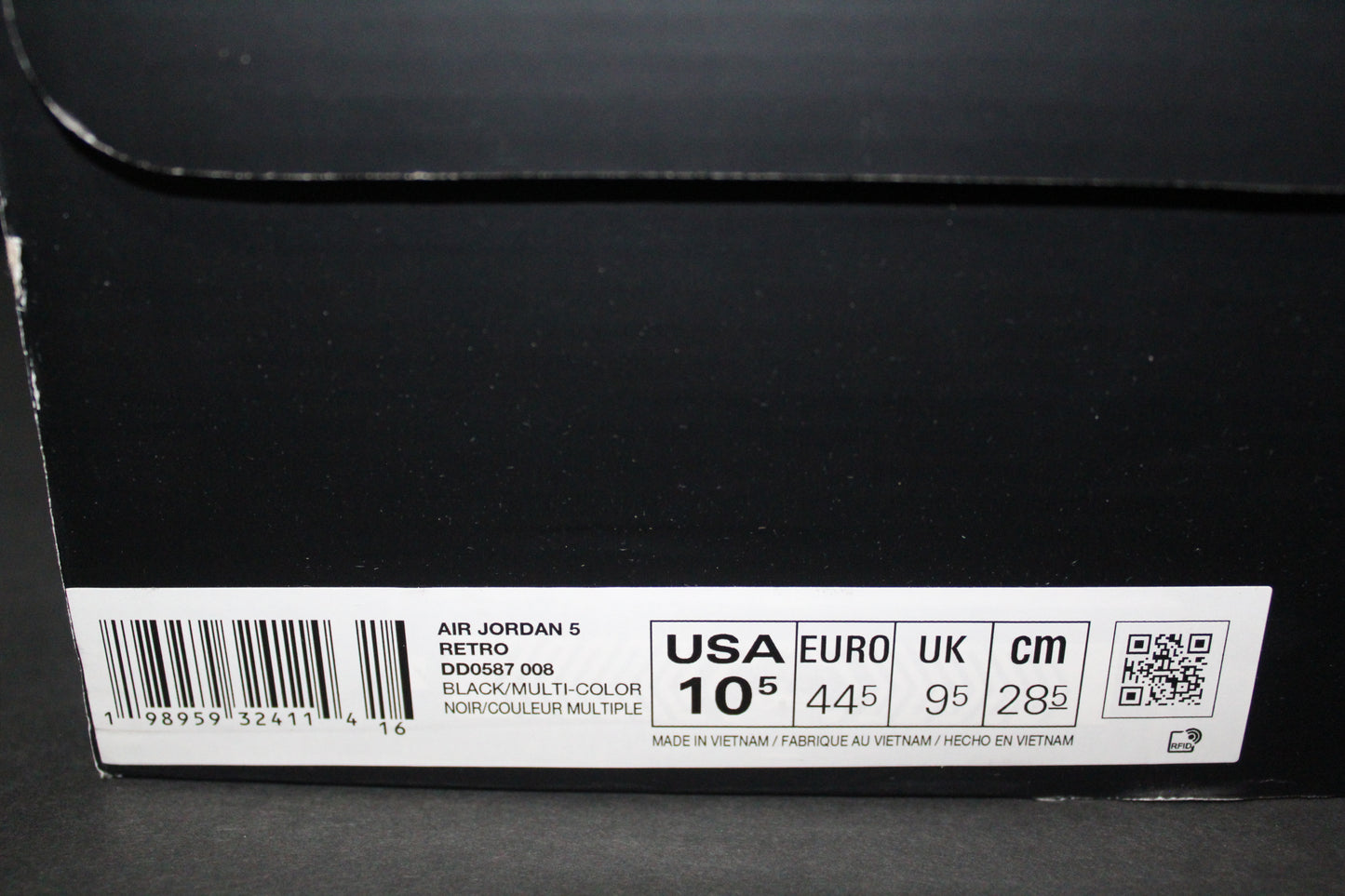 Size 10.5 - Air Jordan 5 Retro “Black/University Blue” - DD0587-008