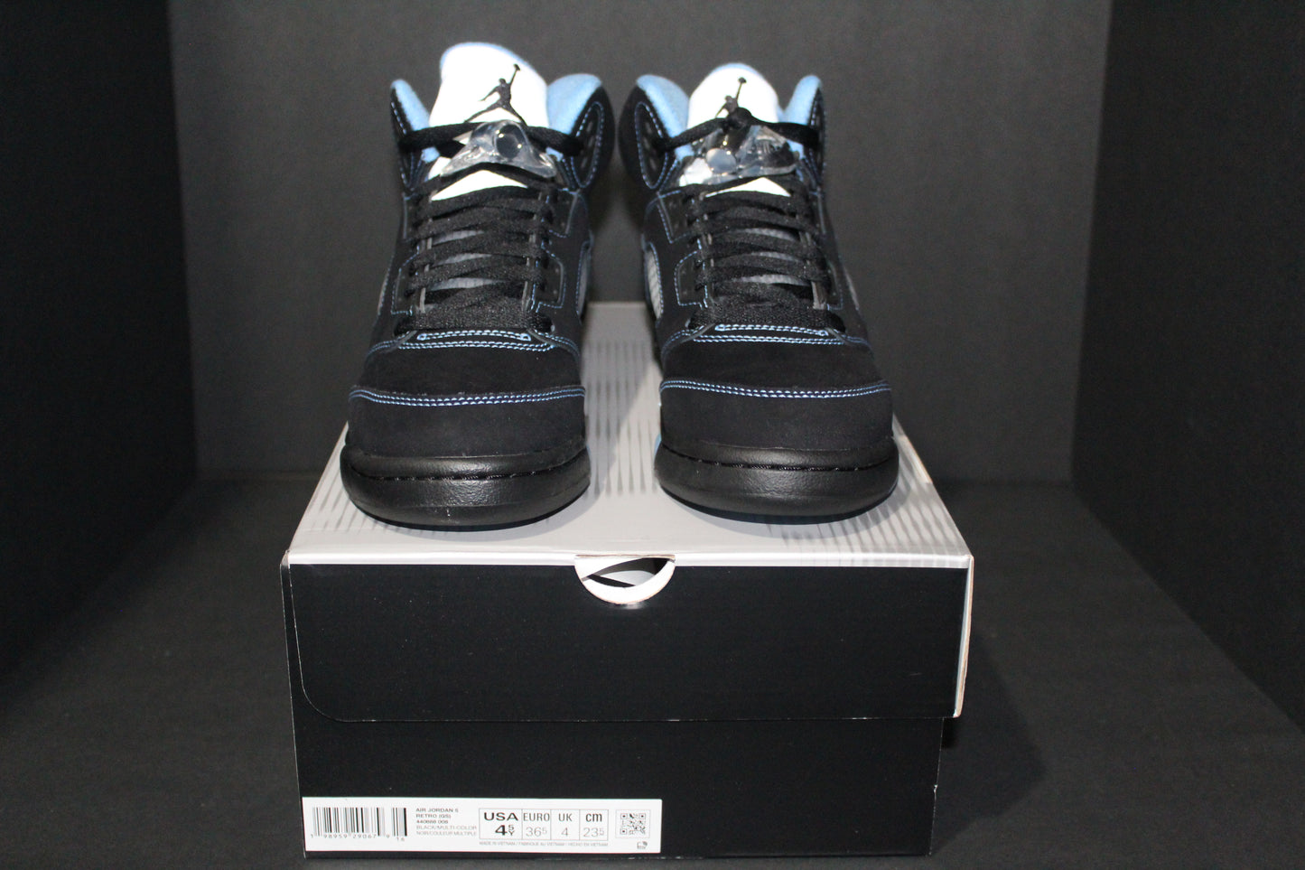 Size 4.5Y - Air Jordan 5 Retro “Black/University Blue” - 440888-008