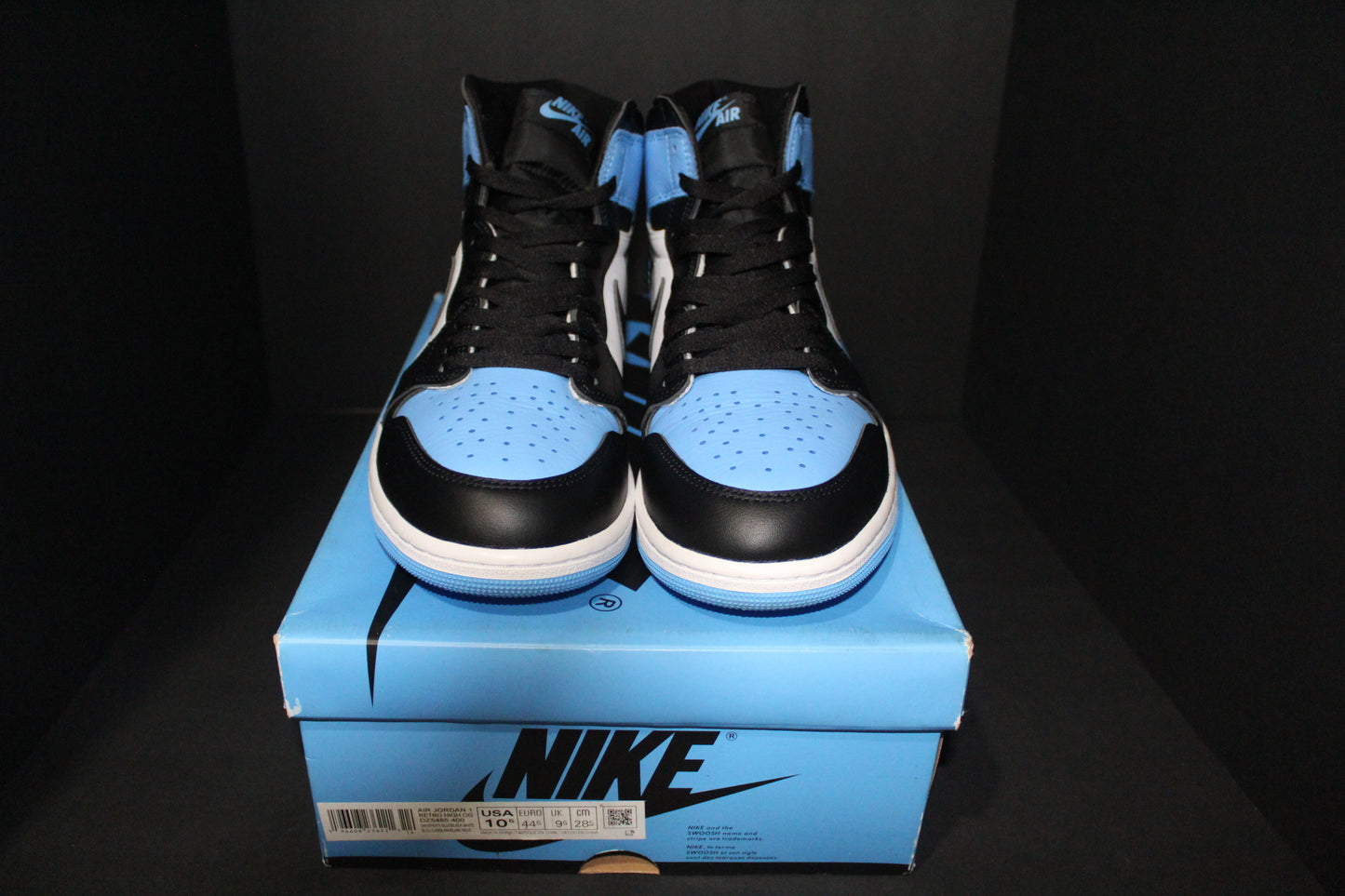 Size 10.5 - Air Jordan 1 Retro High OG “UNC Toe” *Used*