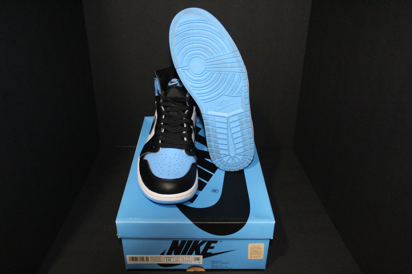 Size 10 - Air Jordan 1 Retro High OG “UNC Toe” *VNDS*