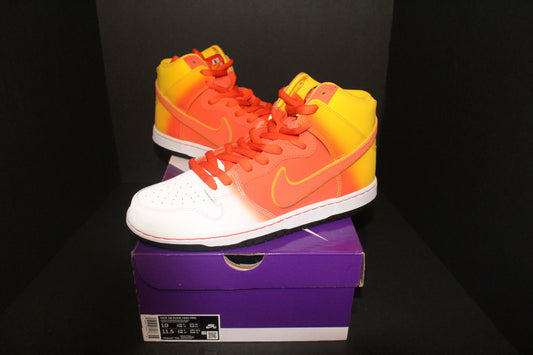 Nike SB Dunk High “Sweet Tooth Candy Corn”*DS/NEW*