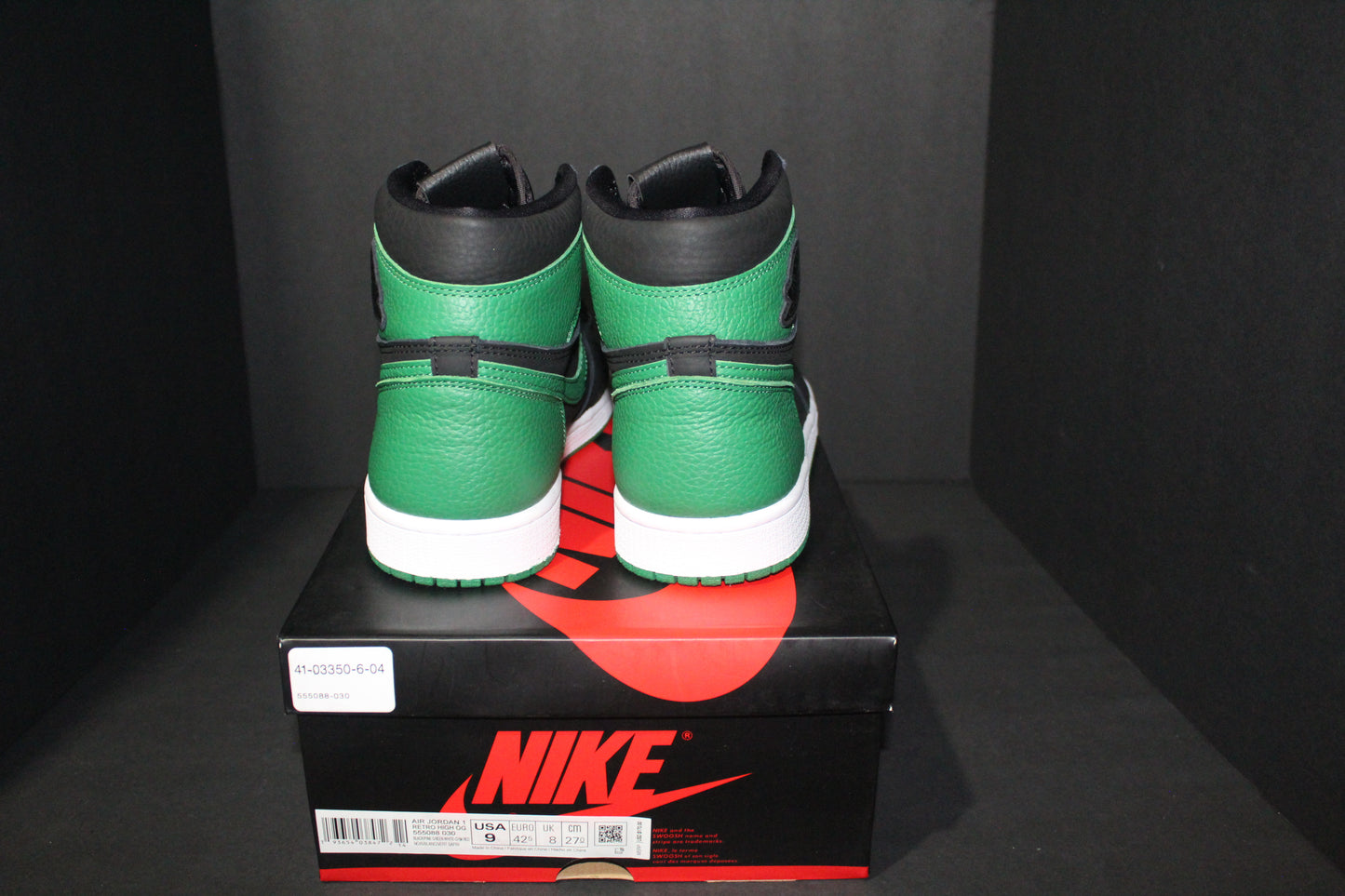 Size 9 - Air Jordan 1 Retro High Pine Green Black 2.0 - 555088-030